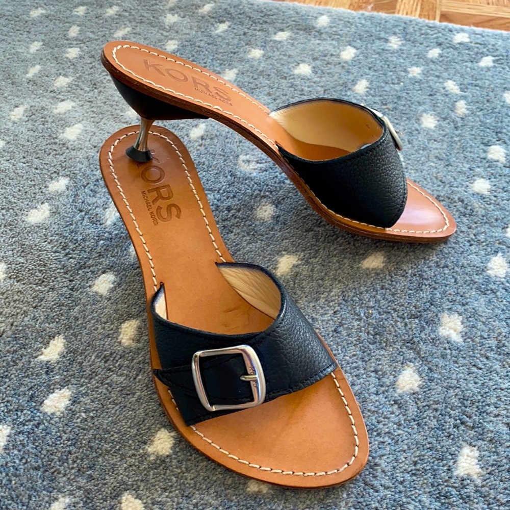Michael Kors tan and black sandals made in Italy!